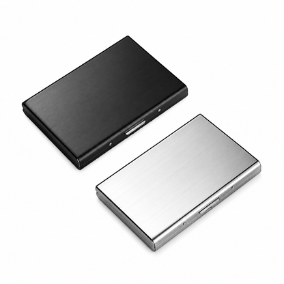 Black and silver card holder appearance overview